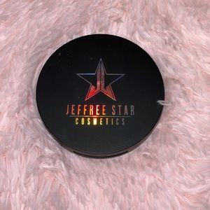 Jeffree Star Highlighter